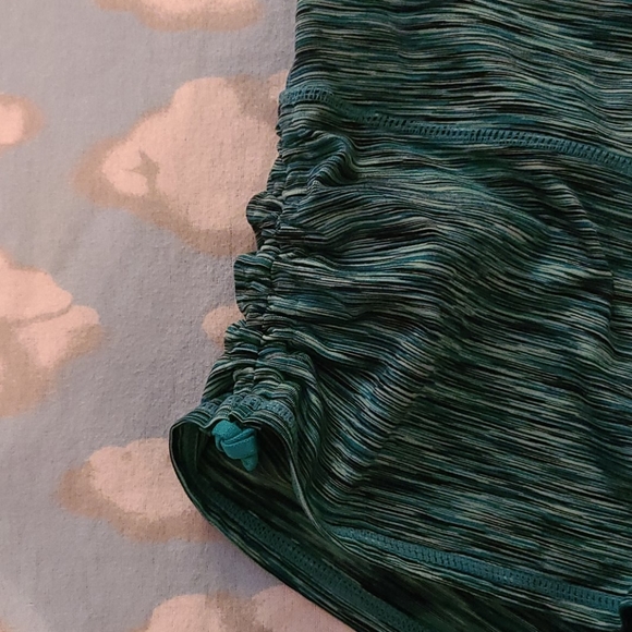 Fabletics shorts - Picture 4 of 5